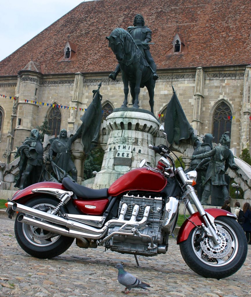 suport-carti-forma-circulara